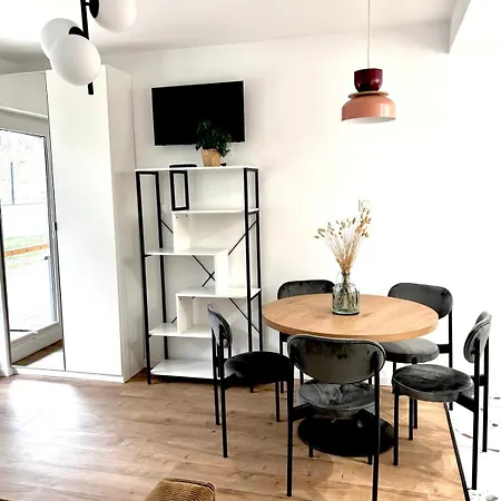 Debina Spot Apartamenty Appartement *